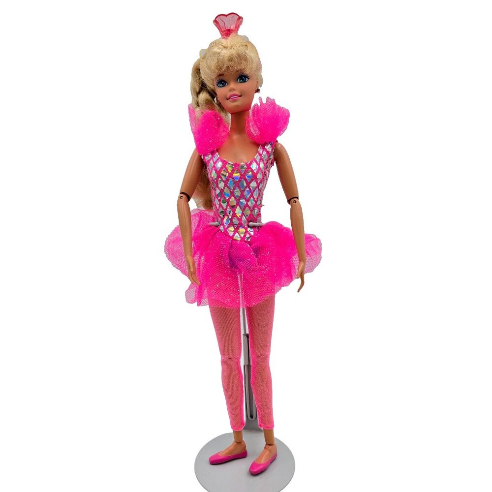 Vintage 1995 Twirling Ballerina Barbie Doll Blonde Outfit Articulated 15086 Matt